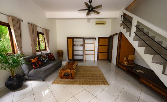 Segara-Villa-1-Livingroom_Breeze-North-Bali-Ocean-Resort